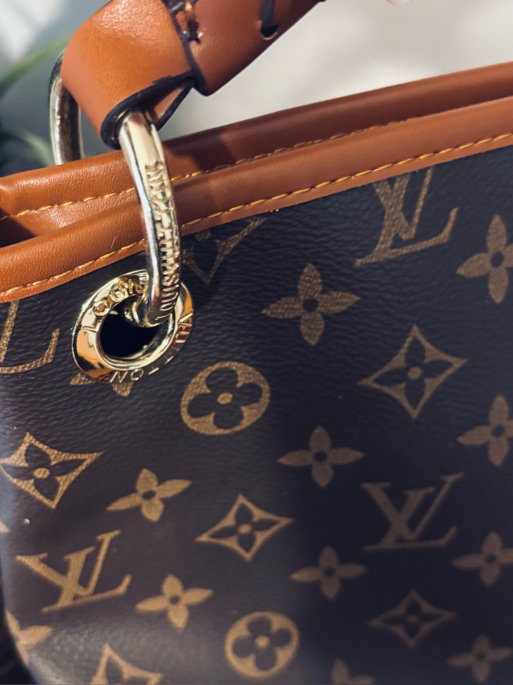 Cartera de cuero  grande